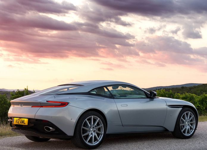 2017 Aston Martin DB11 Lightning Sliver - фотография 99 из 151