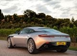 aston_martin_2017_db11_lightning_sliver_101.jpg