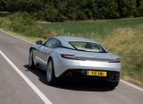 aston_martin_2017_db11_lightning_sliver_116.jpg