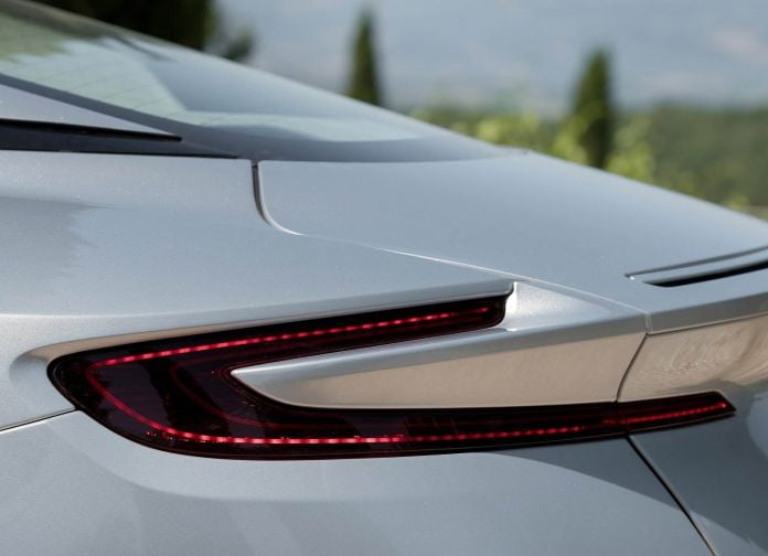 2017 Aston Martin DB11 Lightning Sliver - фотография 137 из 151