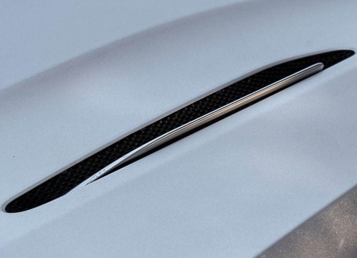 2017 Aston Martin DB11 Lightning Sliver - фотография 142 из 151