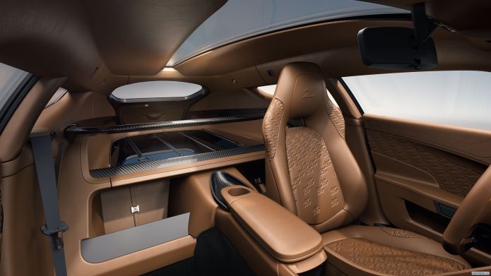 2017 Aston Martin Vanquish Zagato Shooting Brake - фотография 4 из 9