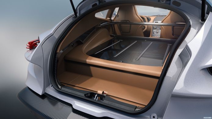 2017 Aston Martin Vanquish Zagato Shooting Brake - фотография 6 из 9