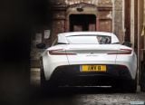 aston_martin_2018_db11_v8_008.jpg