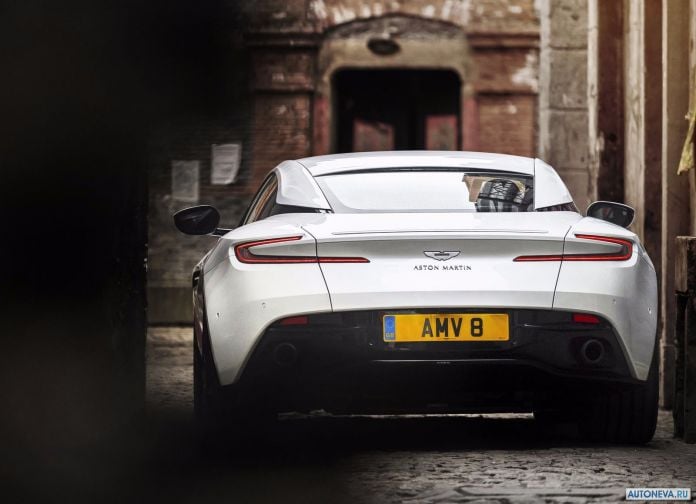 2018 Aston Martin DB11 V8 - фотография 8 из 132