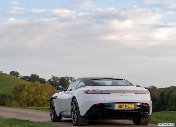 2018 Aston Martin DB11 V8 - фотография 55 из 132
