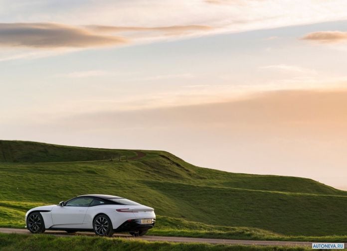 2018 Aston Martin DB11 V8 - фотография 58 из 132