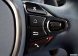 aston_martin_2018_db11_v8_085.jpg