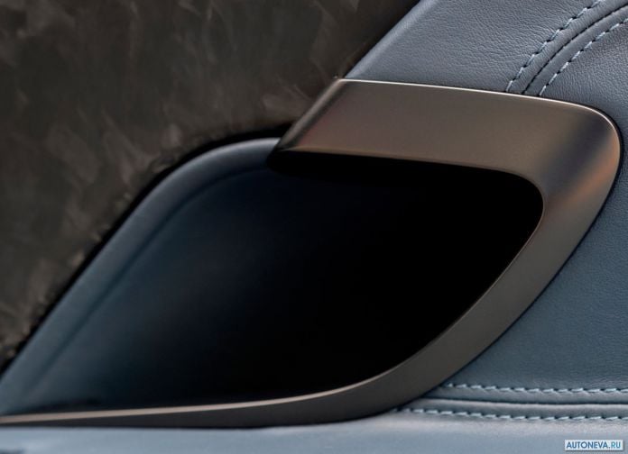2018 Aston Martin DB11 V8 - фотография 104 из 132