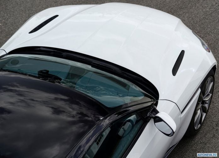 2018 Aston Martin DB11 V8 - фотография 115 из 132