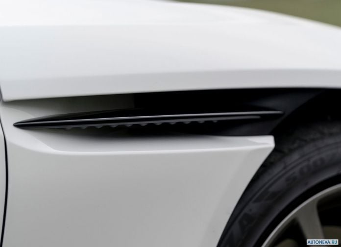 2018 Aston Martin DB11 V8 - фотография 118 из 132