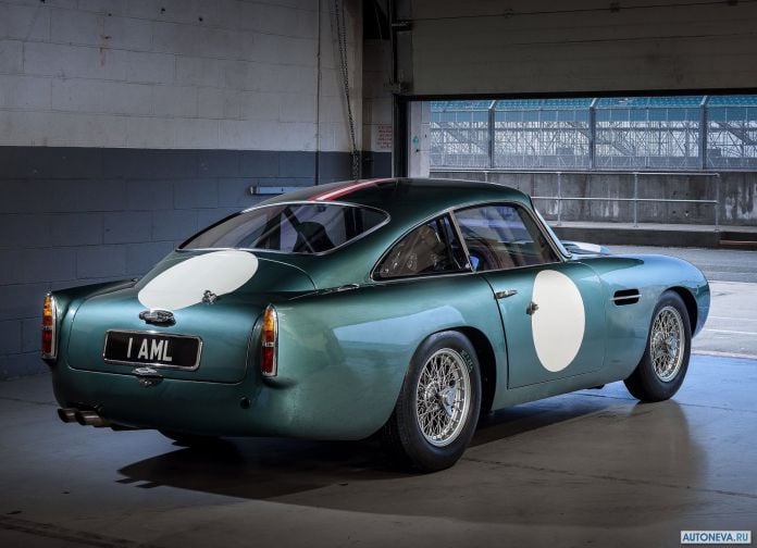 2018 Aston Martin DB4 GT Continuation - фотография 23 из 146