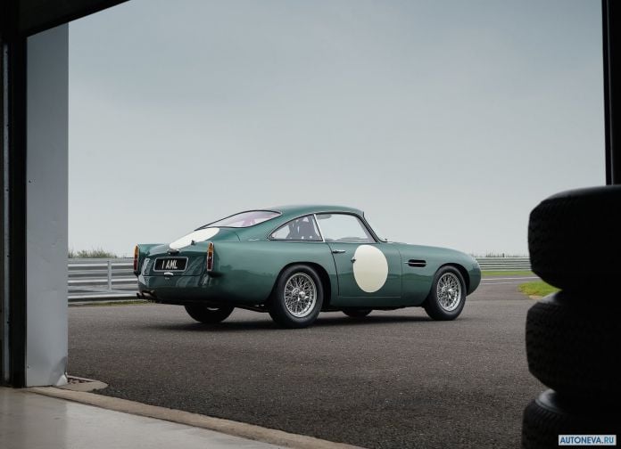 2018 Aston Martin DB4 GT Continuation - фотография 25 из 146