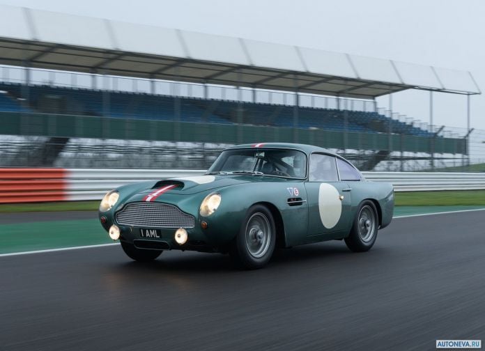 2018 Aston Martin DB4 GT Continuation - фотография 34 из 146