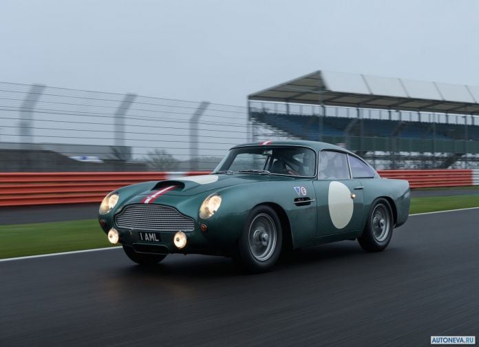 2018 Aston Martin DB4 GT Continuation - фотография 36 из 146