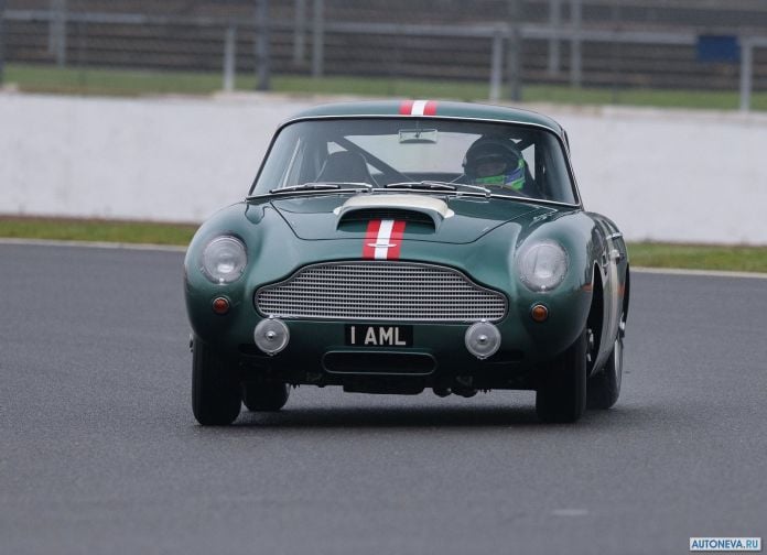 2018 Aston Martin DB4 GT Continuation - фотография 43 из 146