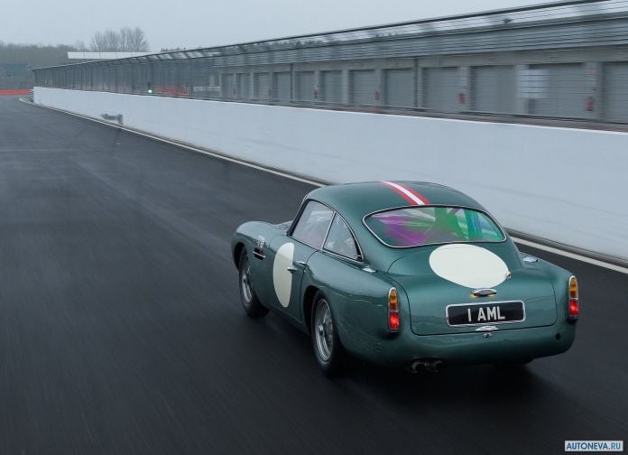 2018 Aston Martin DB4 GT Continuation - фотография 52 из 146