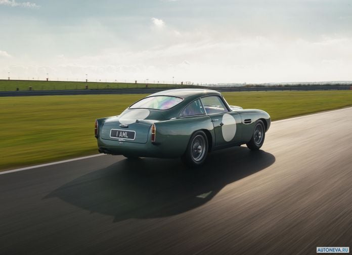 2018 Aston Martin DB4 GT Continuation - фотография 57 из 146