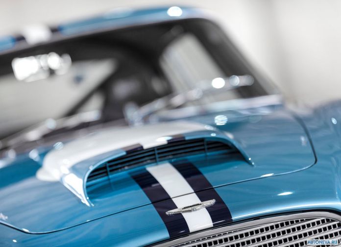 2018 Aston Martin DB4 GT Continuation - фотография 94 из 146