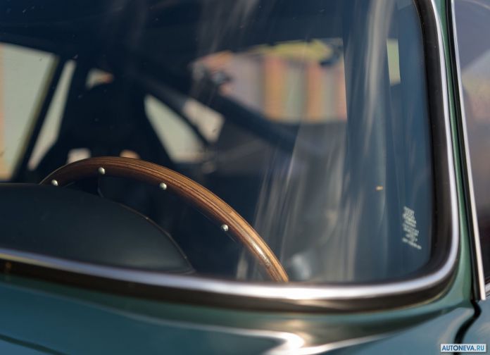 2018 Aston Martin DB4 GT Continuation - фотография 96 из 146