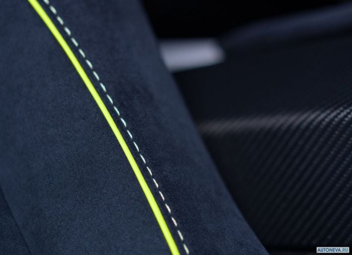 2018 Aston Martin Rapid AMR - фотография 20 из 28