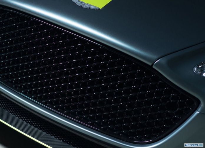 2018 Aston Martin Rapid AMR - фотография 21 из 28