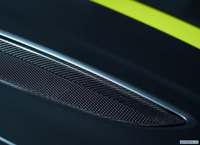 2018 Aston Martin Rapid AMR - фотография 22 из 28