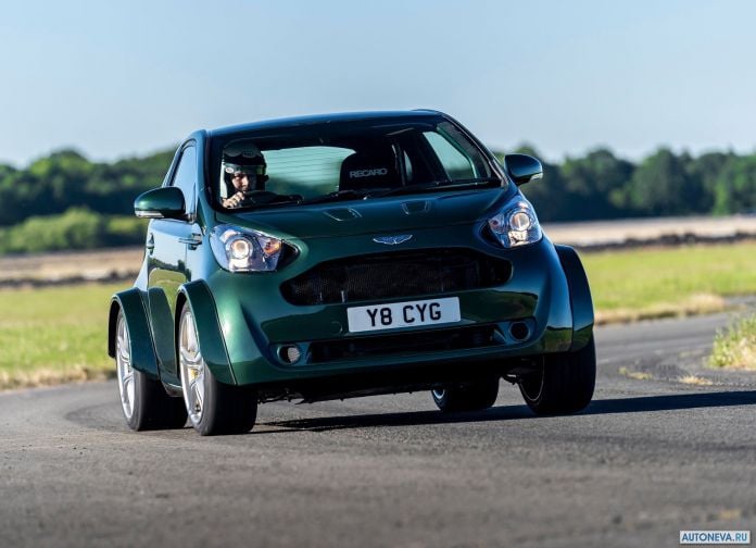 2018 Aston Martin V8 Cygnet Concept - фотография 3 из 12