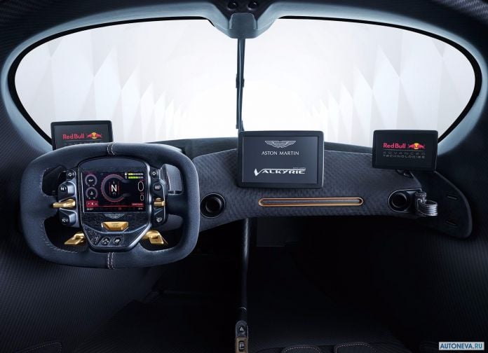 2018 Aston Martin Valkyrie - фотография 18 из 19
