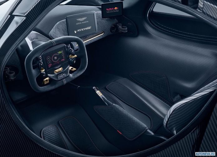2018 Aston Martin Valkyrie - фотография 19 из 19