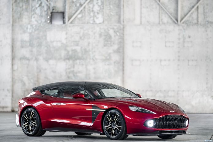 2018 Aston Martin Vanquish Zagato Shooting Brake UK - фотография 4 из 25