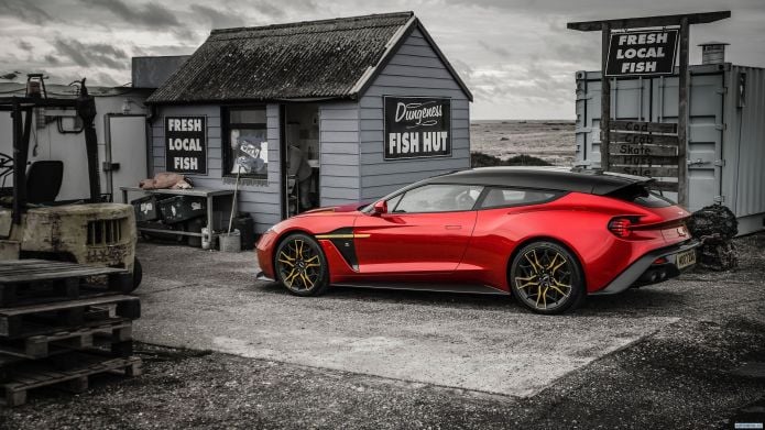 2018 Aston Martin Vanquish Zagato Shooting Brake UK - фотография 5 из 25