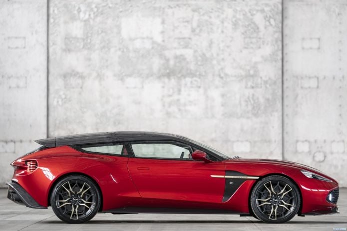 2018 Aston Martin Vanquish Zagato Shooting Brake UK - фотография 8 из 25