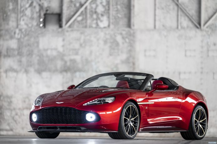 2018 Aston Martin Vanquish Zagato Speedster UK - фотография 1 из 31