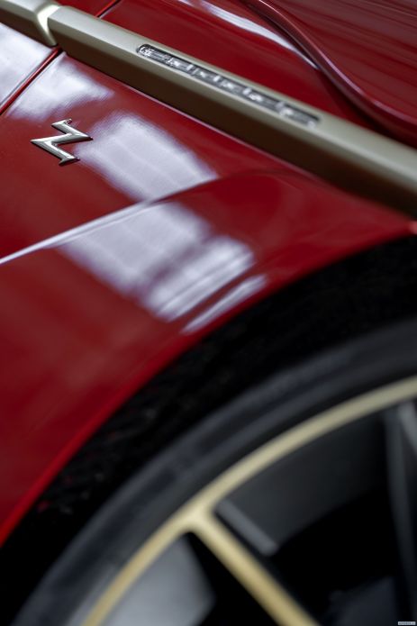 2018 Aston Martin Vanquish Zagato Speedster UK - фотография 29 из 31