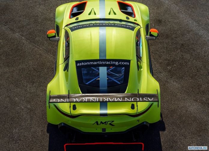 2018 Aston Martin Vantage GTE Racecar - фотография 7 из 18