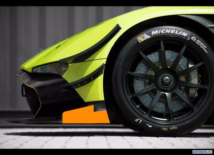 2018 Aston Martin Vulcan AMR Pro - фотография 18 из 18
