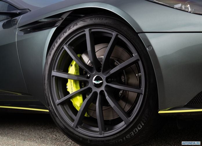 2019 Aston Martin DB11 AMR - фотография 169 из 255