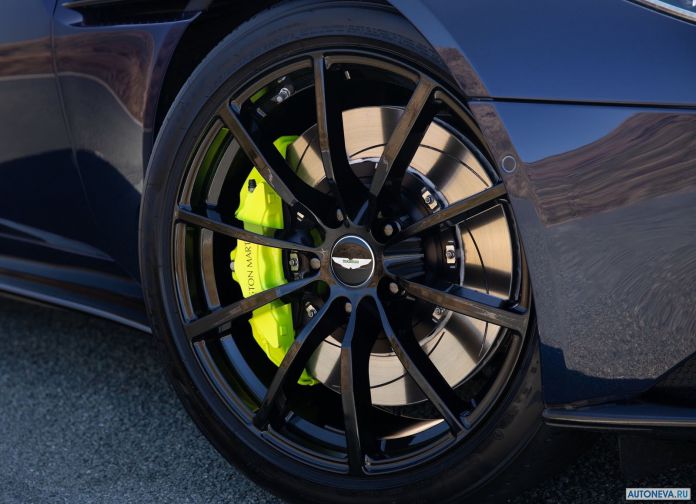 2019 Aston Martin DB11 AMR - фотография 170 из 255