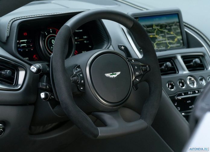 2019 Aston Martin DB11 AMR - фотография 198 из 255