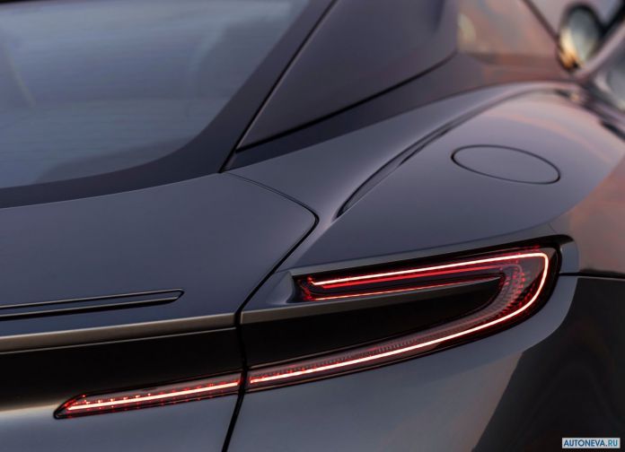 2019 Aston Martin DB11 AMR - фотография 247 из 255