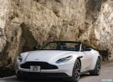 aston_martin_2019_db11_volante_017.jpg
