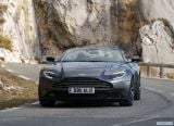 aston_martin_2019_db11_volante_077.jpg