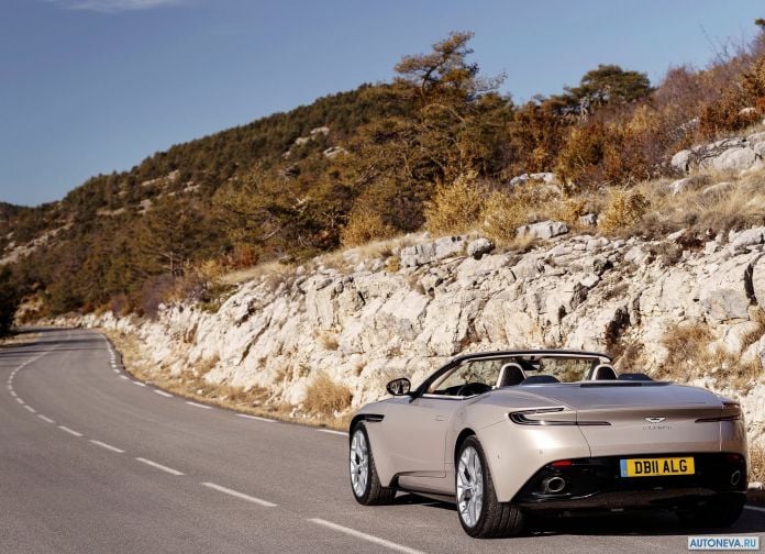 2019 Aston Martin DB11 Volante - фотография 117 из 255