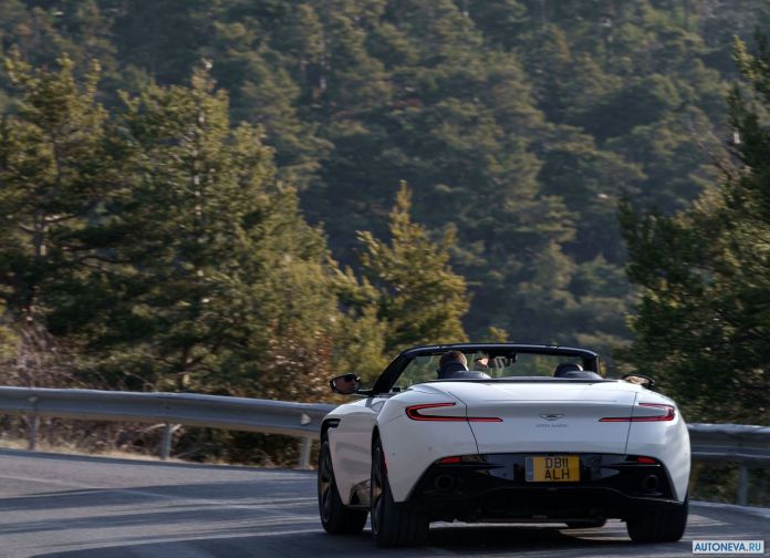2019 Aston Martin DB11 Volante - фотография 135 из 255