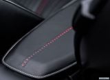 aston_martin_2019_db11_volante_189.jpg
