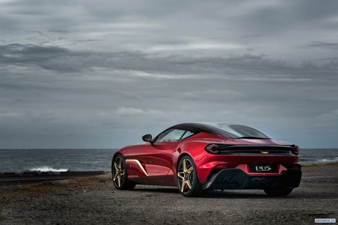 2019 Aston Martin DBS GT Zagato - фотография 10 из 24