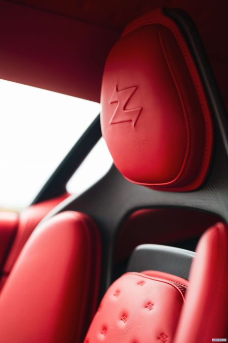 2019 Aston Martin DBS GT Zagato - фотография 16 из 24