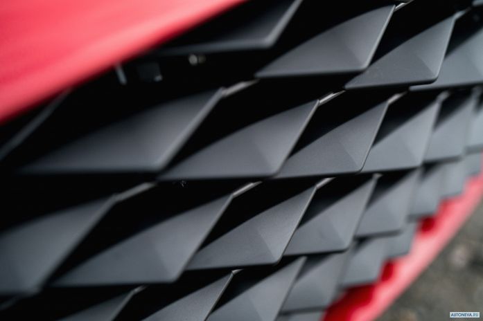 2019 Aston Martin DBS GT Zagato - фотография 18 из 24