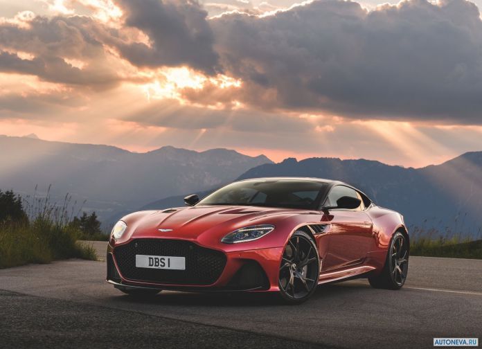 2019 Aston Martin DBS Superleggera - фотография 2 из 153